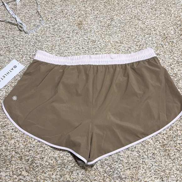 Speedwork Mid Rise Colorblock 2" Run Short - Picture 7 of 8